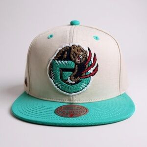 Vancouver Grizzlies NBA Hat Cream Turquoise Adjustable Snapback Mitchell & Ness